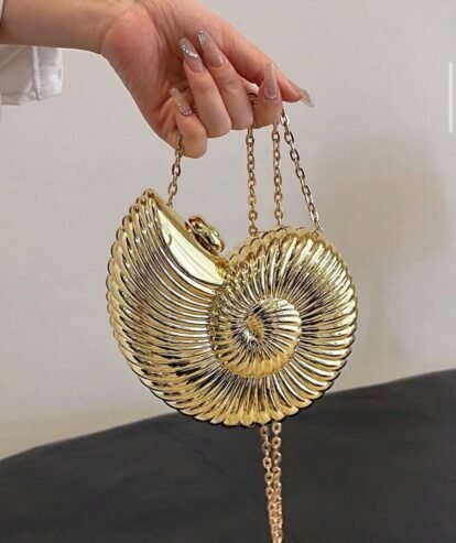 Bolso caparazon