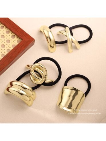 Moñas con detalles dorados